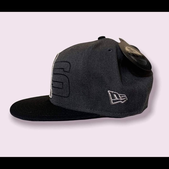 MLB Boston Red Sox 2018 World Series Champions 9Fifty SnapBack Hat - Picture 7 of 7